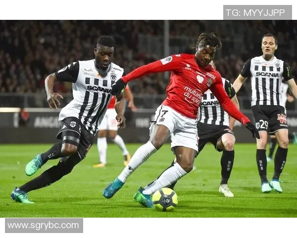 塞拉亚足球俱乐部调整出场阵容，备战下一轮胜战势头涨势