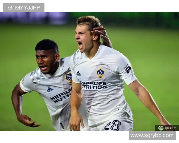 温哥华白帽与银河激战正酣谁能在赛场上笑到最后