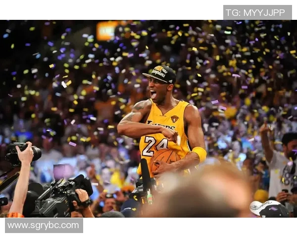 科比传奇篮球时刻集锦视频回顾致敬伟大球员的精彩瞬间