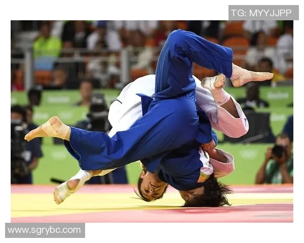 襄汾县第三学校足球比赛精彩直播全程回顾与精彩瞬间分享