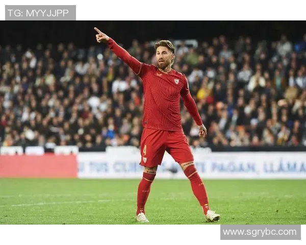 莱万领衔球队新篇章展现足球魅力与个人风采的完美结合