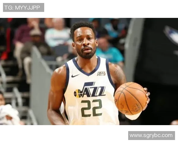 杰登艾维的篮球之路：从新秀到明星的成长故事与挑战